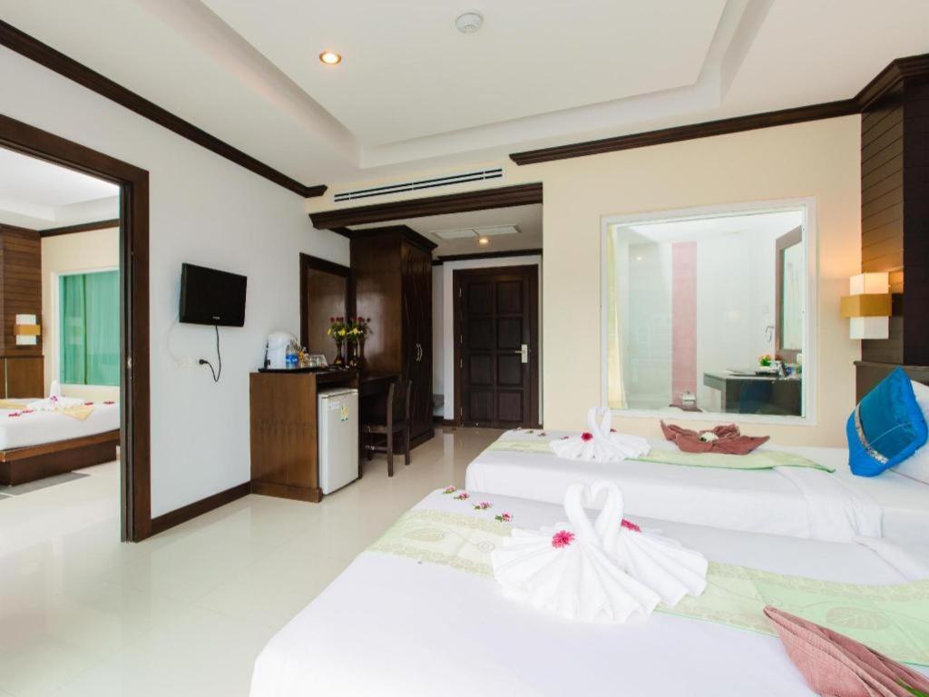 Azure Bangla Phuket Hotel Patong Exterior foto